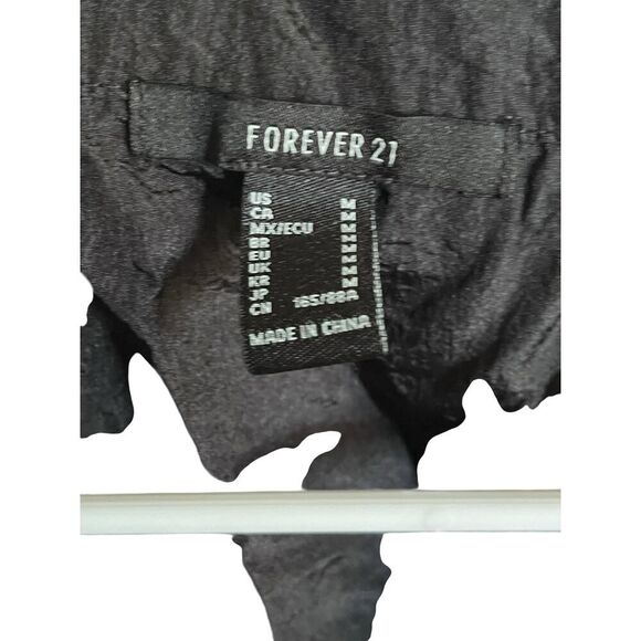 Forever 21 windbreaker crop jacket size medium - Picture 4 of 4